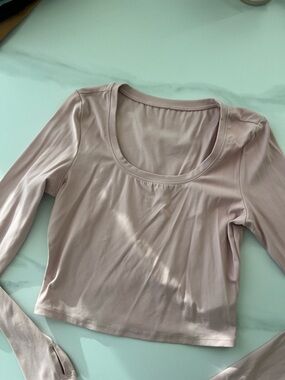 Women's Long Sleeve Scoop Neck Top - Blush Pink